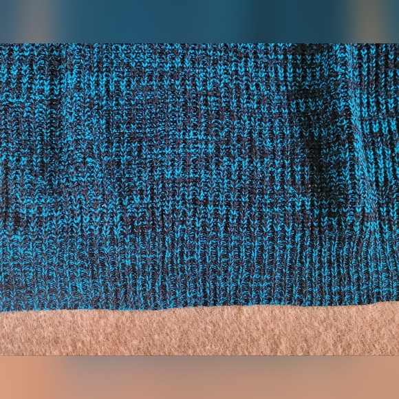 Vintage Blue Crewneck Sweater - Picture 6 of 10